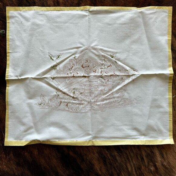 1991 Paragon Creative Crewel Kit Apple Picken’s Opened - Picture 7 of 8